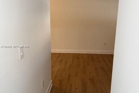 Condo in Miami, Florida, 3 bedrooms № 1982843 - photo 3