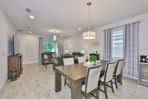 Casa en alquiler en Riverview, Florida, 3 dormitorios, 162.76 m2 № 1912992 - foto 16