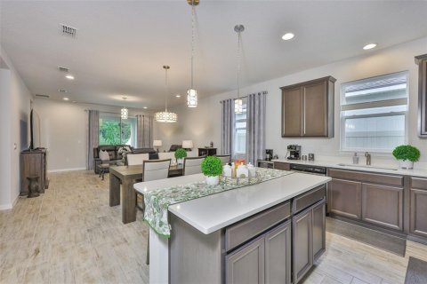 Casa en alquiler en Riverview, Florida, 3 dormitorios, 162.76 m2 № 1912992 - foto 14