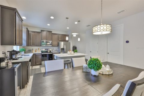 Casa en alquiler en Riverview, Florida, 3 dormitorios, 162.76 m2 № 1912992 - foto 12