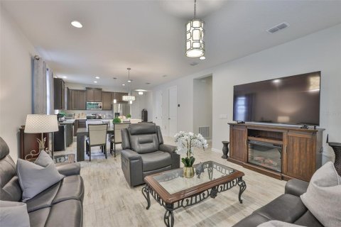 Casa en alquiler en Riverview, Florida, 3 dormitorios, 162.76 m2 № 1912992 - foto 8