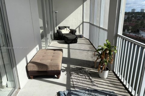 Купить кондоминиум в Майами, Флорида 2 спальни, 151.71м2, № 1984631 - фото 2