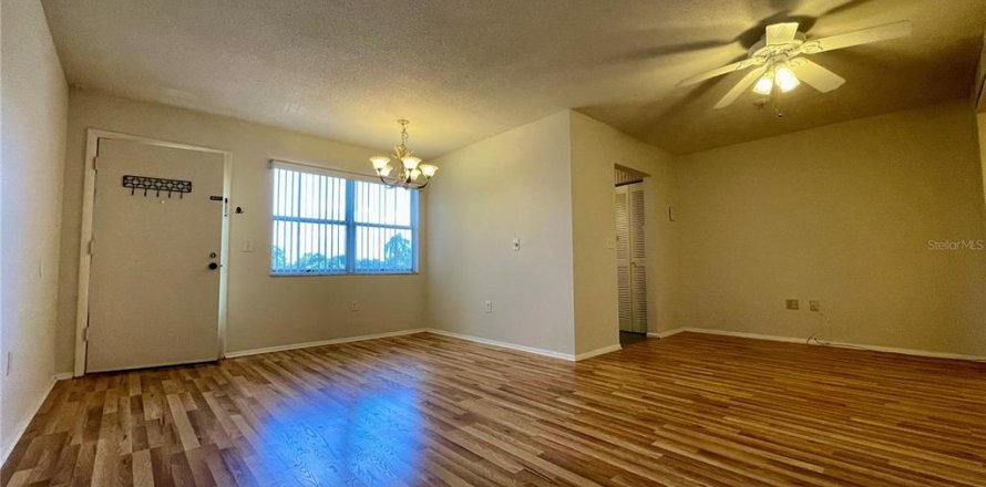 Condo in Bradenton, Florida, 1 bedroom  № 1320293