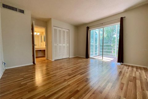 Condo in Bradenton, Florida, 1 bedroom  № 1320293 - photo 10
