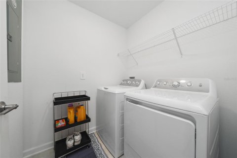 Villa ou maison à vendre à Orlando, Floride: 3 chambres, 204.66 m2 № 2356547 - photo 18