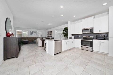 Villa ou maison à vendre à Orlando, Floride: 3 chambres, 204.66 m2 № 2356547 - photo 14