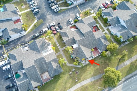 Купить кондоминиум в Майами, Флорида 2 спальни, 78.04м2, № 2005824 - фото 24