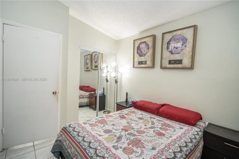 Купить кондоминиум в Майами, Флорида 2 спальни, 78.04м2, № 2005824 - фото 13