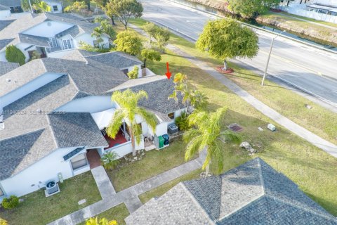 Купить кондоминиум в Майами, Флорида 2 спальни, 78.04м2, № 2005824 - фото 26