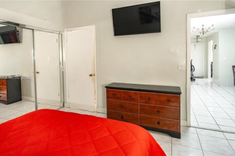 Купить кондоминиум в Майами, Флорида 2 спальни, 78.04м2, № 2005824 - фото 8