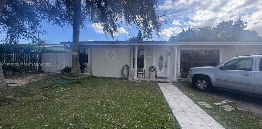 Casa en Homestead, Florida 4 dormitorios, 138.33 m2 № 1967467