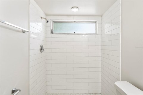 House in Bradenton, Florida 3 bedrooms, 134.99 sq.m. № 1845421 - photo 14