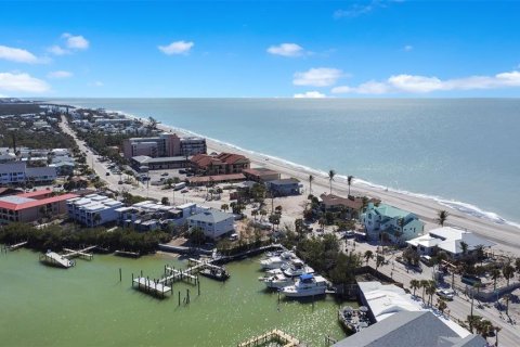 Apartment in Englewood, Florida 3 bedrooms, 106.93 sq.m. № 2391416 - photo 15