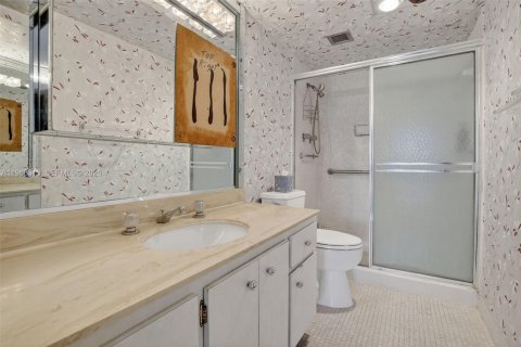 Copropriété à vendre à Hallandale Beach, Floride: 3 chambres, 165.37 m2 № 2033729 - photo 16