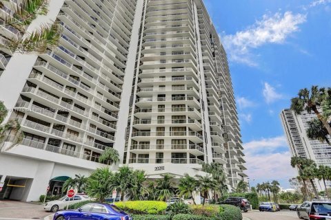 Copropriété à vendre à Aventura, Floride: 2 chambres, 144.93 m2 № 1969785 - photo 3