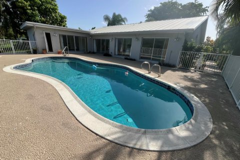 Casa en venta en Tamarac, Florida, 3 dormitorios, 198.72 m2 № 2186878 - foto 13