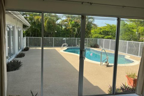 Casa en venta en Tamarac, Florida, 3 dormitorios, 198.72 m2 № 2186878 - foto 5
