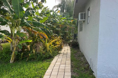 Casa en venta en Tamarac, Florida, 3 dormitorios, 198.72 m2 № 2186878 - foto 16