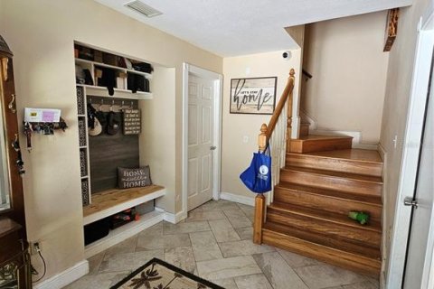 House in Pierson, Florida 5 bedrooms, 501.67 sq.m. № 2204962 - photo 6