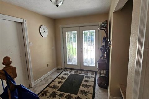 House in Pierson, Florida 5 bedrooms, 501.67 sq.m. № 2204962 - photo 7