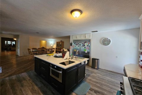 House in Pierson, Florida 5 bedrooms, 501.67 sq.m. № 2204962 - photo 30