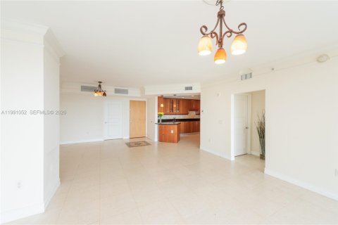 Condominio en alquiler en Aventura, Florida, 2 dormitorios, 132.39 m2 № 2057379 - foto 16