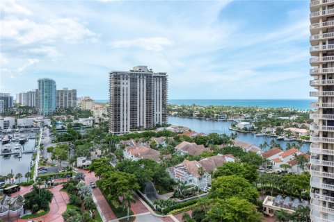 Condominio en Aventura, Florida, 2 dormitorios  № 2057379