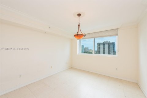 Condominio en alquiler en Aventura, Florida, 2 dormitorios, 132.39 m2 № 2057379 - foto 12