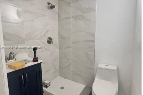 Villa ou maison à louer à Miami, Floride: 3 chambres, 95.88 m2 № 1968149 - photo 9