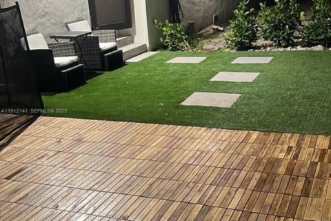 Villa ou maison à louer à Miami, Floride: 3 chambres, 95.88 m2 № 1968149 - photo 19