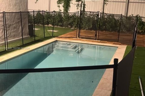 Villa ou maison à louer à Miami, Floride: 3 chambres, 95.88 m2 № 1968149 - photo 20