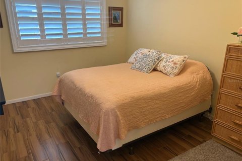 Casa en alquiler en Sun City Center, Florida, 2 dormitorios, 85.47 m2 № 1912778 - foto 14