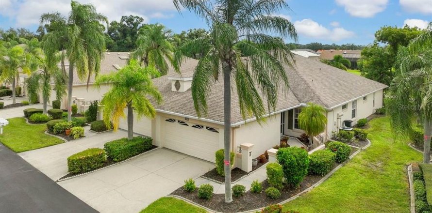 Villa ou maison à Bradenton, Floride 2 chambres, 136.75 m2 № 2404760