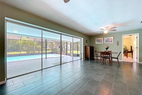 House in Dunedin, Florida 5 bedrooms, 243.78 sq.m. № 1810873 - photo 18