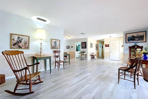 House in Dunedin, Florida 5 bedrooms, 243.78 sq.m. № 1810873 - photo 7