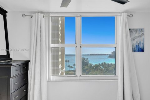 Condominio en alquiler en Miami, Florida, 2 dormitorios, 91.51 m2 № 2087040 - foto 10