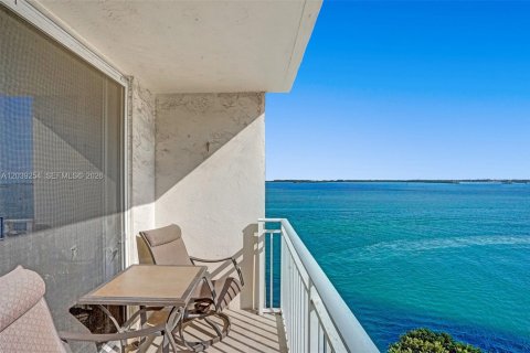 Condominio en alquiler en Miami, Florida, 2 dormitorios, 91.51 m2 № 2087040 - foto 8
