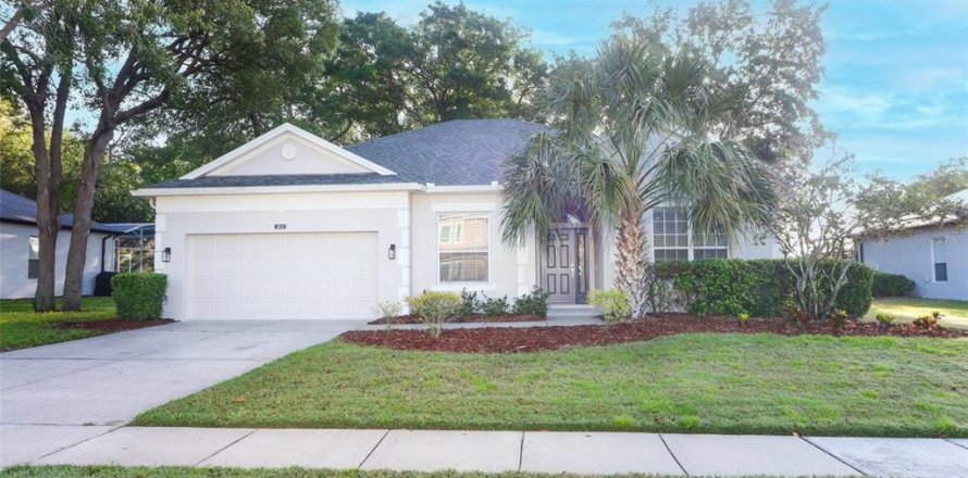 House in Apopka, Florida 4 bedrooms, 205.5 sq.m. № 1631567