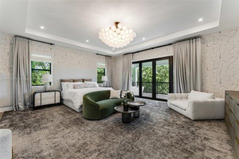 Villa ou maison à vendre à Pinecrest, Floride: 5 chambres, 532.14 m2 № 1931533 - photo 20