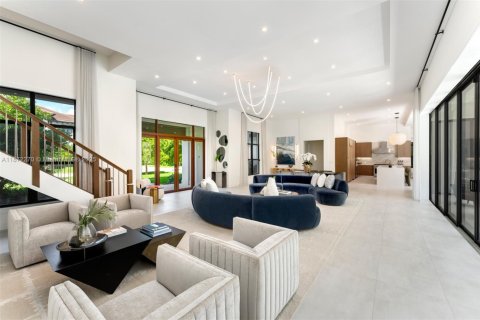 Villa ou maison à vendre à Pinecrest, Floride: 5 chambres, 532.14 m2 № 1931533 - photo 9
