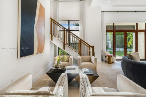 Villa ou maison à vendre à Pinecrest, Floride: 5 chambres, 532.14 m2 № 1931533 - photo 11