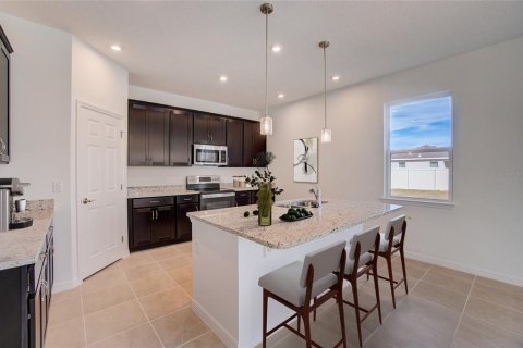 Casa en venta en Melbourne, Florida, 5 dormitorios, 226.12 m2 № 1791116 - foto 5