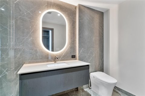 Купить кондоминиум в Майами, Флорида 1 спальня, 57.32м2, № 2056970 - фото 23