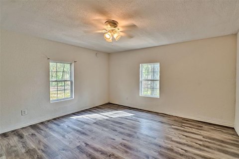 House in Bell, Florida 3 bedrooms, 101.17 sq.m. № 2202231 - photo 9