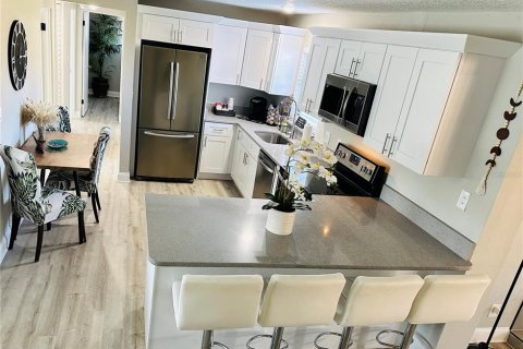 House in Winter Park, Florida 3 bedrooms, 115.01 sq.m. № 2222953 - photo 22