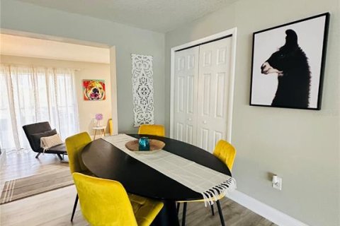 House in Winter Park, Florida 3 bedrooms, 115.01 sq.m. № 2222953 - photo 10