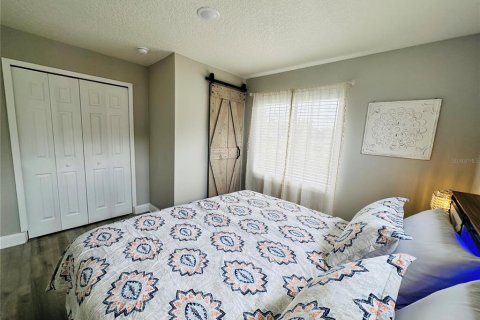 House in Winter Park, Florida 3 bedrooms, 115.01 sq.m. № 2222953 - photo 18