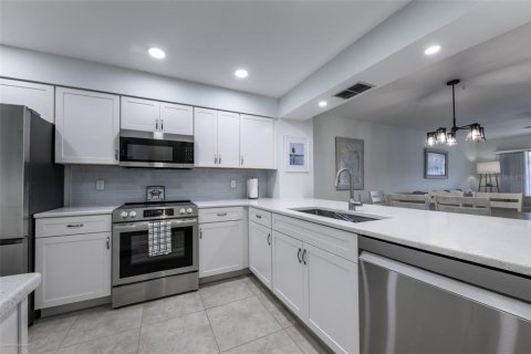 Condominio en alquiler en Punta Gorda, Florida, 2 dormitorios, 104.05 m2 № 1907292 - foto 6