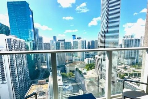 Condo in Miami, Florida, 1 bedroom  № 1600417 - photo 1