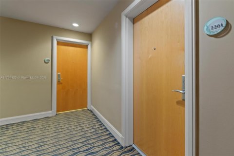 Condominio en venta en Miami, Florida, 2 dormitorios, 87.33 m2 № 1936288 - foto 27
